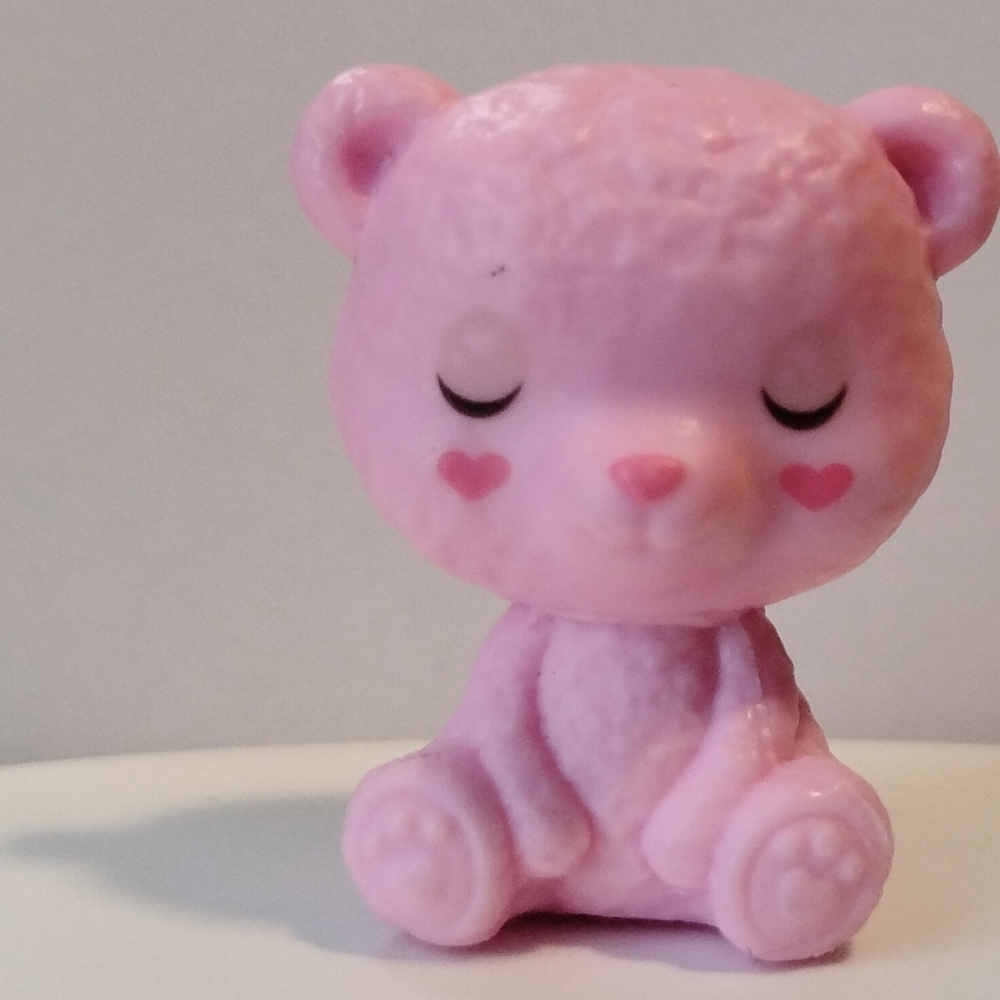 Barbie Chelsea Color Reveal Pet Teddy Bear Pink Figurine
